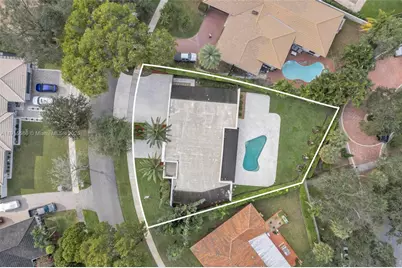 7261 W Troon Cir, Miami Lakes, FL 33014 - Photo 59