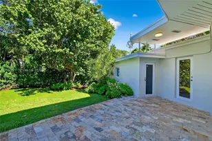 1017 NE 95th St, Miami Shores, FL 33138 - Photo 9