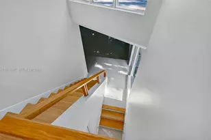 1017 NE 95th St, Miami Shores, FL 33138 - Photo 29