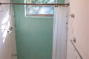 1021 Michigan Ave, Miami Beach, FL 33139 - Photo 11