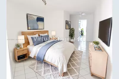 1021 Michigan Ave #10, Miami Beach, FL 33139 - Photo 1