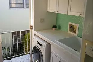 1021 Michigan Ave, Miami Beach, FL 33139 - Photo 9