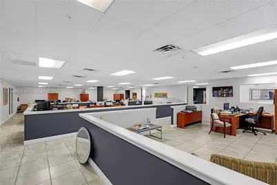 3353 NW 74th Ave, Miami, FL 33122 - Photo 29