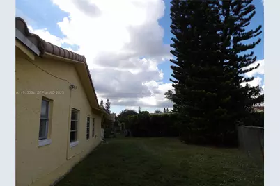 4260 NW 107th Ave, Coral Springs, FL 33065 - Photo 27