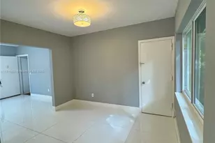 300 Mendoza Ave, Coral Gables, FL 33134 - Photo 3