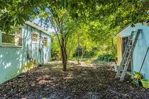 1264 NE 156th St, North Miami Beach, FL 33162 - Photo 23