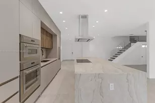 8725 NW 102nd Ct, Doral, FL 33178 - Photo 11