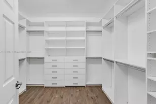 8725 NW 102nd Ct, Doral, FL 33178 - Photo 31