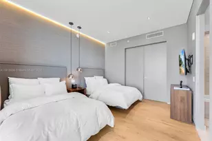 18975 Collins Ave, Sunny Isles Beach, FL 33160 - Photo 23