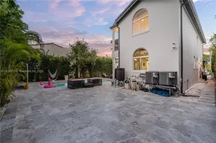 5978 Alton Rd, Miami Beach, FL 33140 - Photo 19