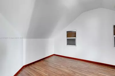 1818 NW 17th Ave, Miami, FL 33125 - Photo 37