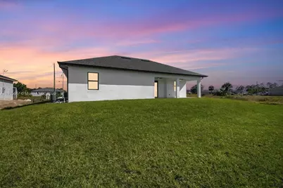 1024 Halby Ave, Lehigh Acres, FL 33974 - Photo 5