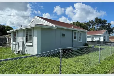 2103 NW 57th St, Miami, FL 33142 - Photo 3