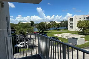 8240 SW 210th St, Cutler Bay, FL 33189 - Photo 15