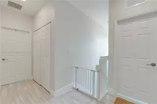 616 SE 37th Ter, Homestead, FL 33033 - Photo 17