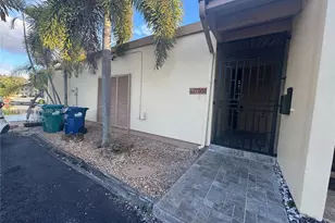 7000 Crown Gate Ct, Miami Lakes, FL 33014 - Photo 3