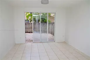 761 SE 2nd St, Homestead, FL 33030 - Photo 3