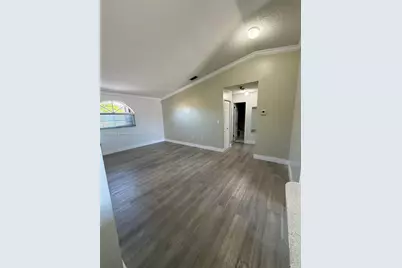 3375 W 76th St #211, Hialeah, FL 33018 - Photo 7