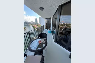 300 Three Islands Blvd #414, Hallandale Beach, FL 33009 - Photo 15