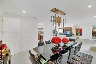 726 NE 17th Way, Fort Lauderdale, FL 33304 - Photo 11