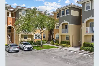 8800 NW 107th Ct #215, Doral, FL 33178 - Photo 15