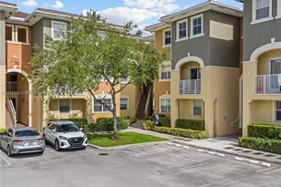 8800 NW 107 Ct, Doral, FL 33178 - Photo 15