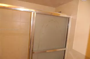 1501 NE 191st St, Miami, FL 33179 - Photo 11