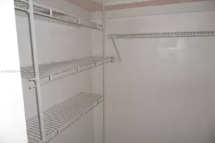 1501 NE 191st St, Miami, FL 33179 - Photo 17