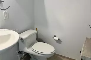 60 SW 13th St, Miami, FL 33130 - Photo 9