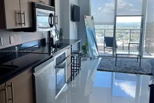 60 SW 13th St, Miami, FL 33130 - Photo 3