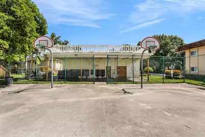 2719 NW 39th Ter #204, Lauderdale Lakes, FL 33311 - Photo 13