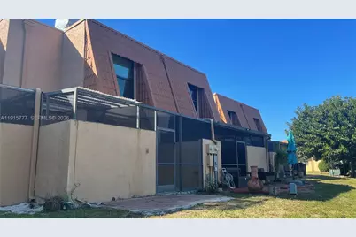 9113 Limetree Ln #170, Pembroke Pines, FL 33024 - Photo 39