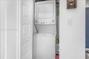 8301 NW 41st St, Doral, FL 33166 - Photo 29