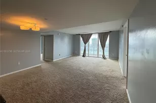 50 Biscayne Blvd, Miami, FL 33132 - Photo 9