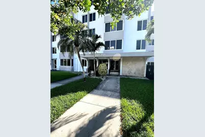 250 180th Dr #510, Sunny Isles Beach, FL 33160 - Photo 3