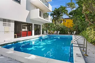 8255 Abbott Ave, Miami Beach, FL 33141 - Photo 29