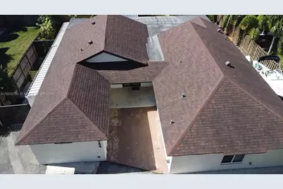 19754 NW 61st Ave #., Hialeah, FL 33015 - Photo 3