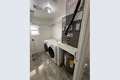 19754 NW 61st Ave #., Hialeah, FL 33015 - Photo 11