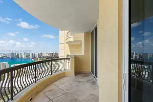 17875 Collins Ave, Sunny Isles Beach, FL 33160 - Photo 39