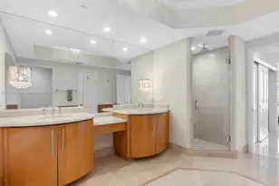 17875 Collins Ave, Sunny Isles Beach, FL 33160 - Photo 27