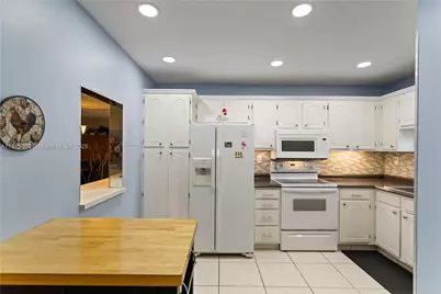 8940 S Hollybrook Blvd #53-304, Pembroke Pines, FL 33025 - Photo 5