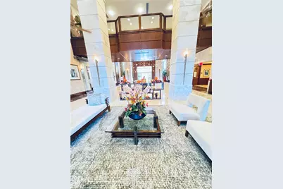 19501 W Country Club Dr #2310, Aventura, FL 33180 - Photo 5