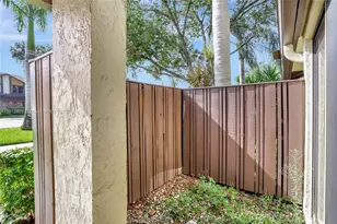 4615 S Carambola Cir S, Coconut Creek, FL 33066 - Photo 29