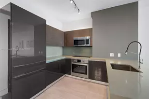 1080 Brickell Ave, Miami, FL 33131 - Photo 17