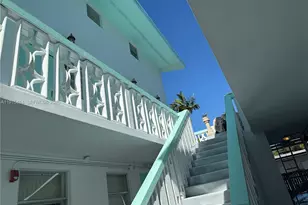 421 NE 68th St, Miami, FL 33138 - Photo 5