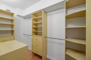5900 Collins Ave, Miami Beach, FL 33140 - Photo 13