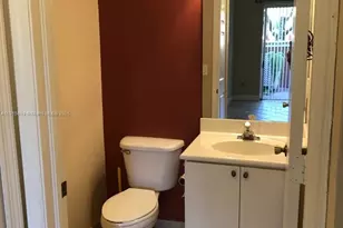 6141 NW 115th Pl, Doral, FL 33178 - Photo 9