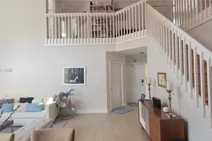 1055 Yellow Birch Terrace, Hollywood, FL 33019 - Photo 3