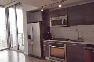 151 SE 1st St, Miami, FL 33131 - Photo 7