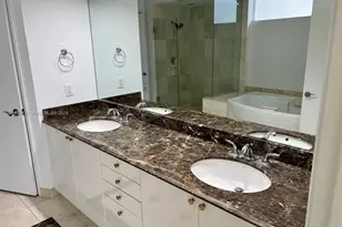 17555 Collins Ave, Sunny Isles Beach, FL 33160 - Photo 45